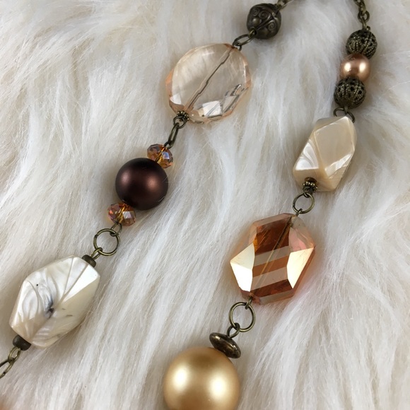 Handcrafted necklace - Picture 2 of 4